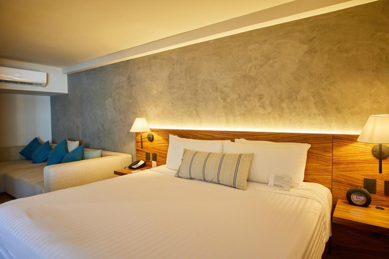 Prestige Room Adults Only,1498816993:JPEG